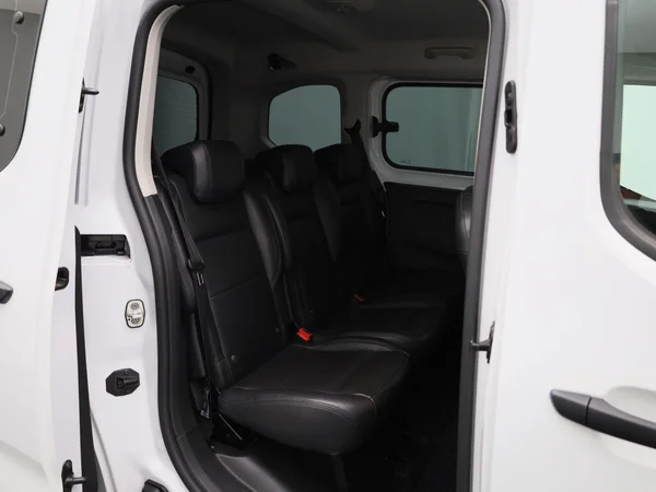 Opel Combo Life (2022) — foto 24 van 37