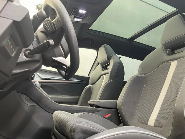 SKODA Kodiaq PHEV (2026) — foto 4 van 17