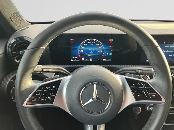 MERCEDES-BENZ A-Class (W177) (2024) — foto 8 van 24