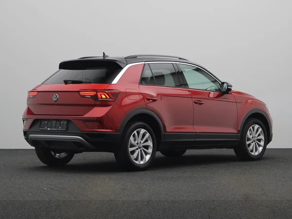 VOLKSWAGEN T-Roc (2025) — foto 12 van 19