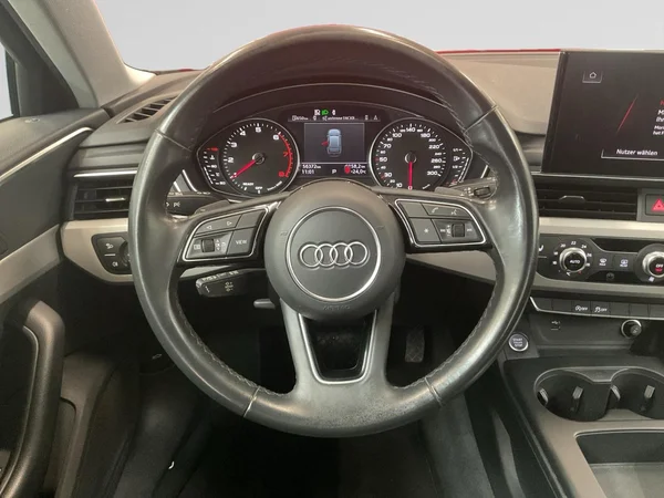 AUDI A4 SW (2023) — foto 4 van 21