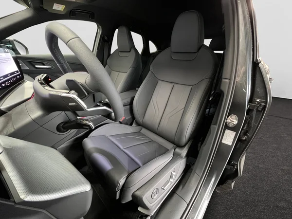 AUDI Q3 Sportback e-hybrid (PHEV) (2025) — foto 11 van 24