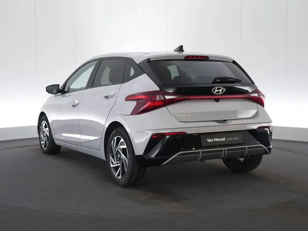 Hyundai i20 (2024) — foto 15 van 20