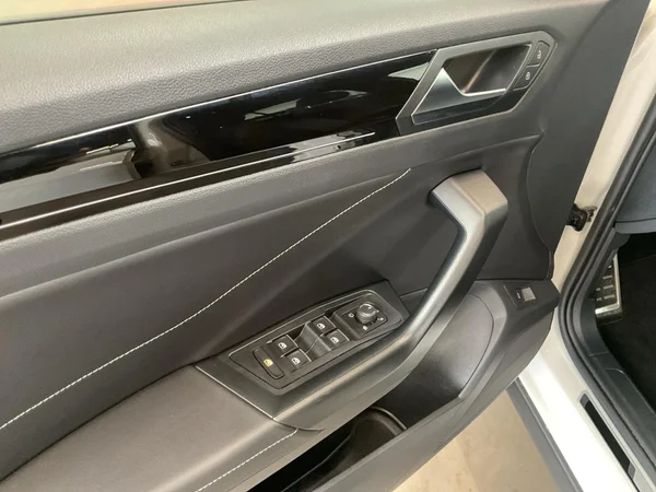 VOLKSWAGEN T-Roc (2024) — foto 7 van 22