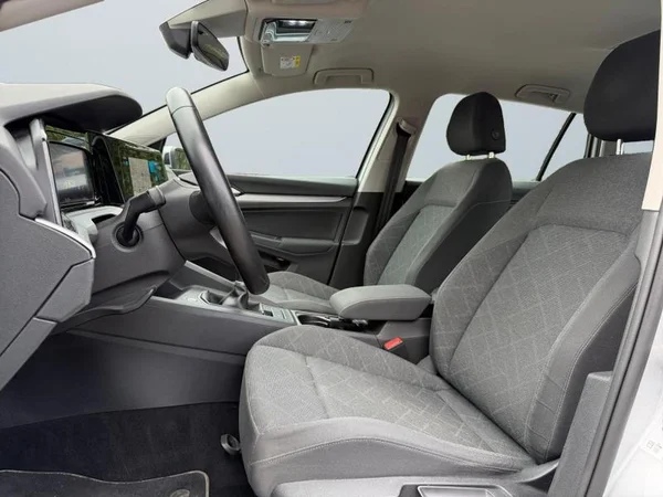 VOLKSWAGEN Golf Variant VIII Dsl (2022) — foto 3 van 29