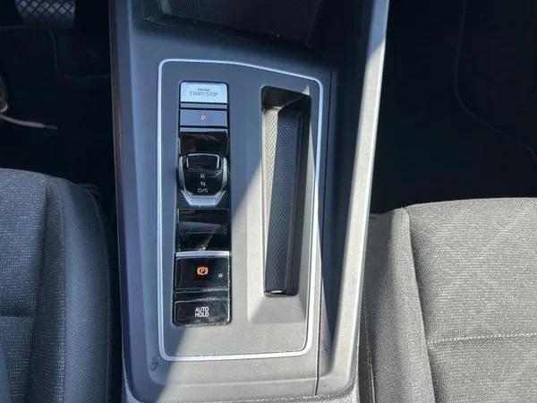 VOLKSWAGEN Golf VIII SW (2023) — foto 15 van 31