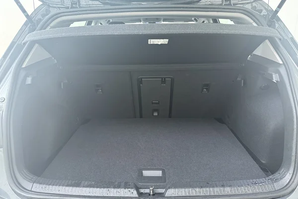 Volkswagen Golf VIII (2024) — foto 14 van 18