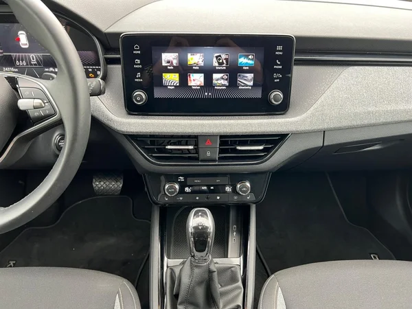 SKODA Kamiq (2025) — foto 14 van 23