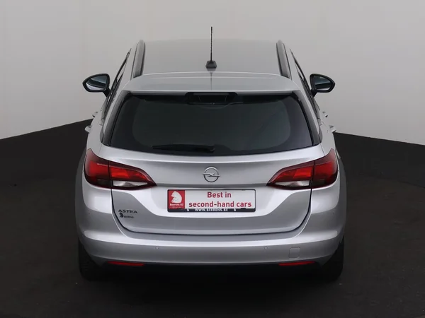 OPEL Astra (2022) — foto 22 van 25