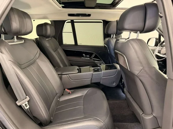 Land Rover Range Rover (2024) — foto 3 van 25