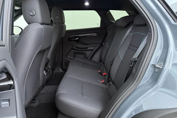 Land Rover Range Rover Evoque (2021) — foto 19 van 20