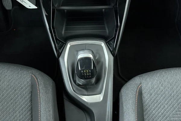Peugeot 2008 (2025) — foto 4 van 16