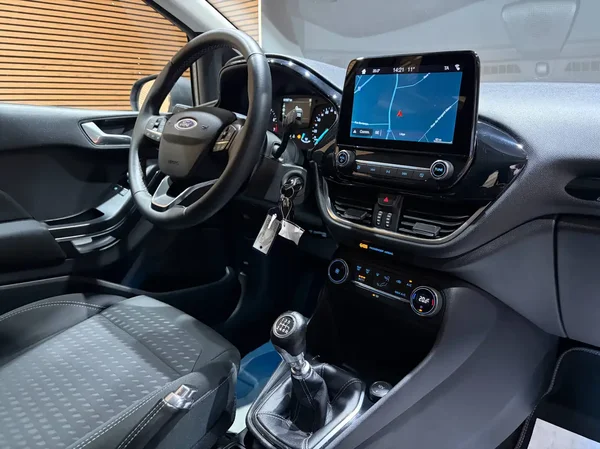 Ford Fiesta (2018) — foto 7 van 23