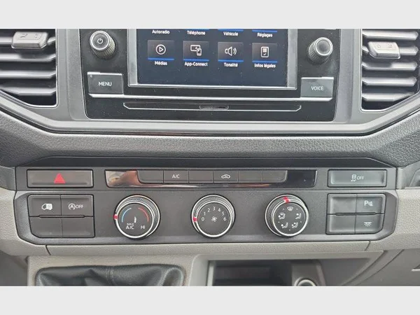 Volkswagen Crafter 35 Fourgon Mwb Hr (2021) — foto 13 van 26