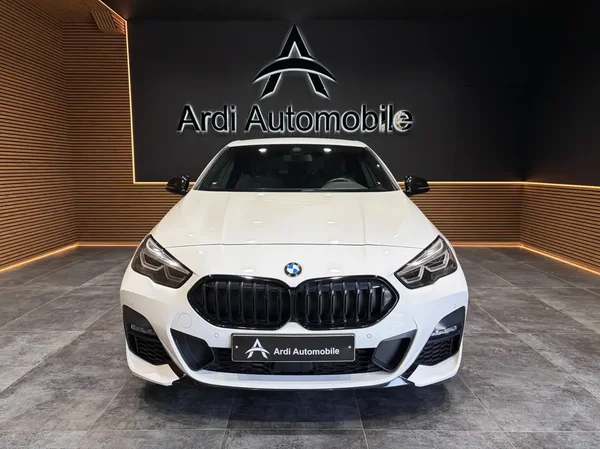 Bmw 218 (2021) — foto 12 van 26