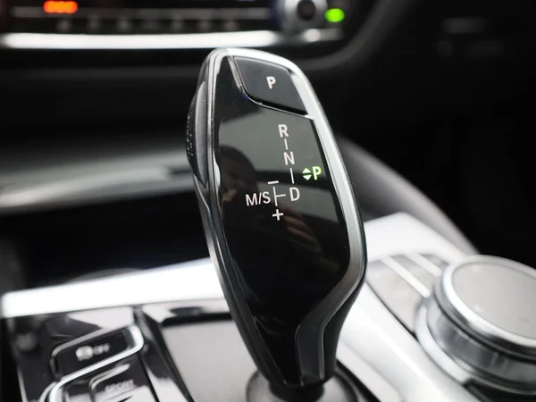 BMW 5 Reeks (2023) — foto 11 van 44