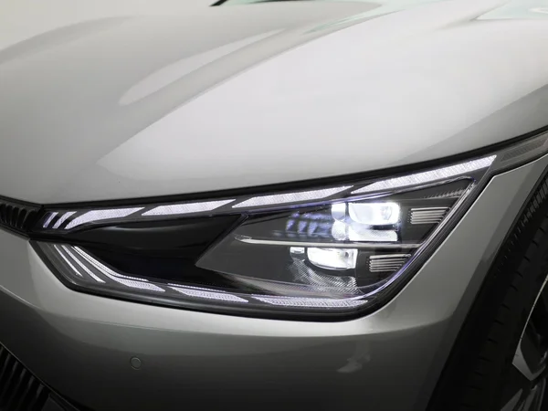 Kia EV6 (2024) — foto 6 van 81