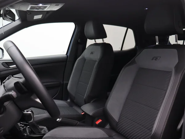 VOLKSWAGEN T-Cross (2024) — foto 3 van 18