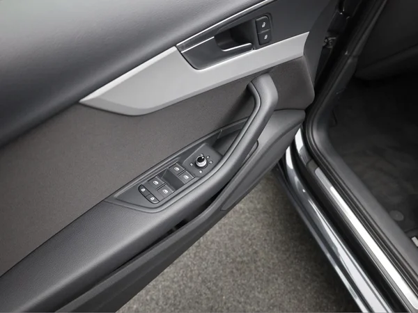 AUDI A4 SW (2024) — foto 6 van 22
