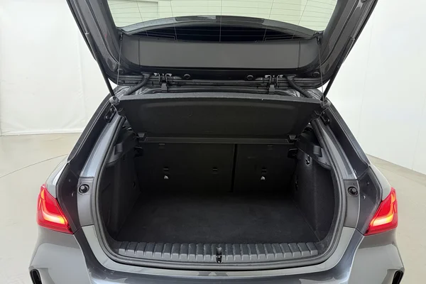 BMW 1 Hatch (F40) (2021) — foto 18 van 22
