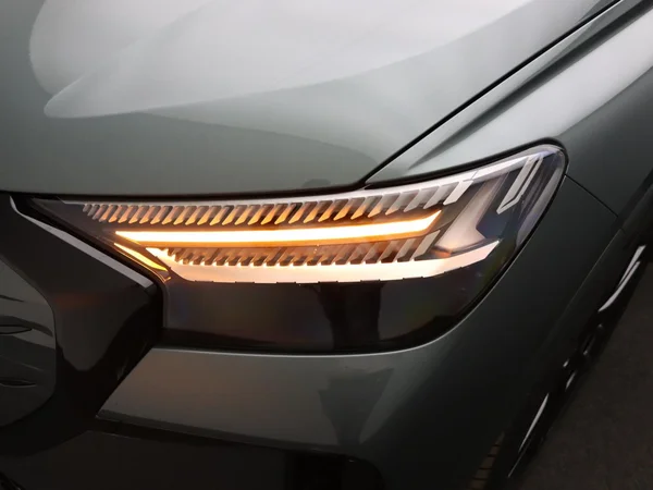 AUDI Q4 Sportback e-tron (2026) — foto 8 van 20