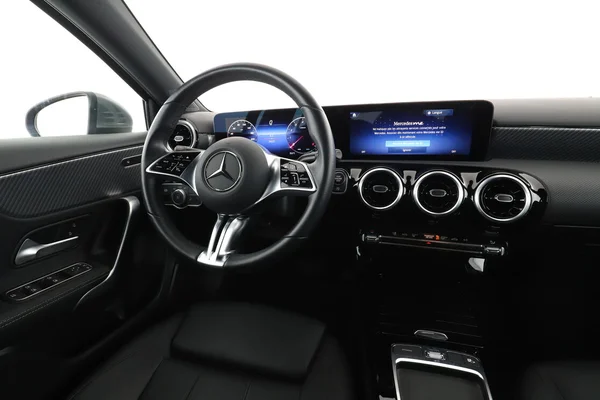 Mercedes-Benz A-Klasse (2025) — foto 4 van 16