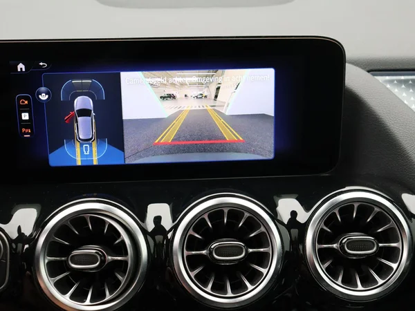 Mercedes-Benz EQA (2025) — foto 7 van 27