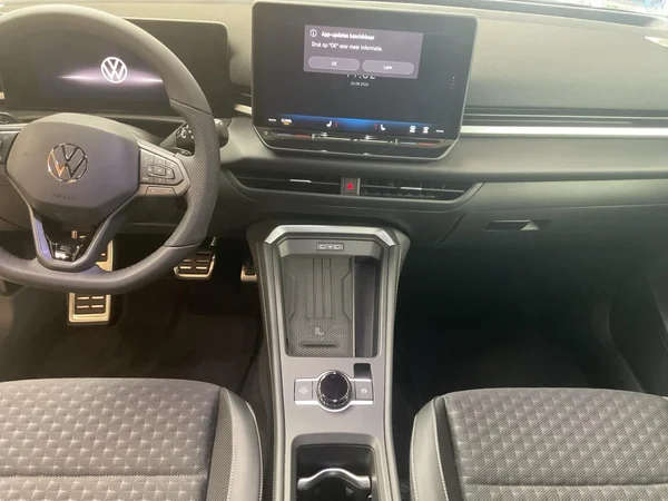 VOLKSWAGEN T-Roc (2026) — foto 3 van 23