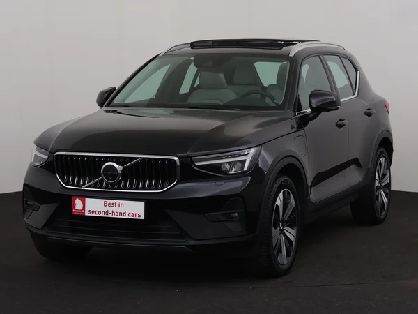 VOLVO XC40 (2022) — foto 1 van 34