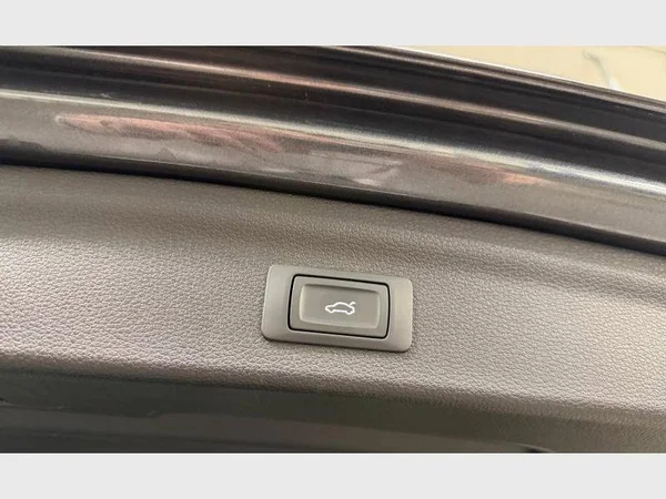 Audi Q3 (2023) — foto 19 van 27