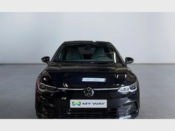 Volkswagen Golf VIII (2021) — foto 12 van 28