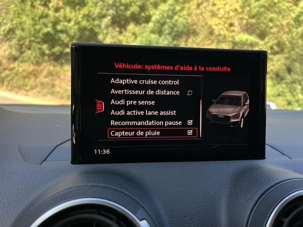 AUDI Q2 (2020) — foto 6 van 17