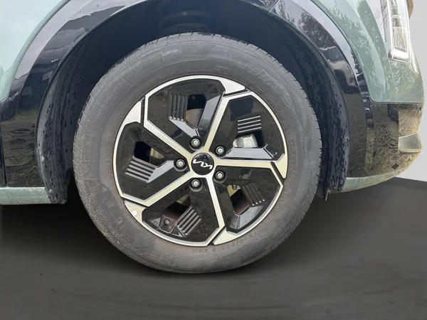 Kia Niro (2025) — foto 16 van 19