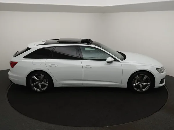 Audi A6 (2024) — foto 10 van 30