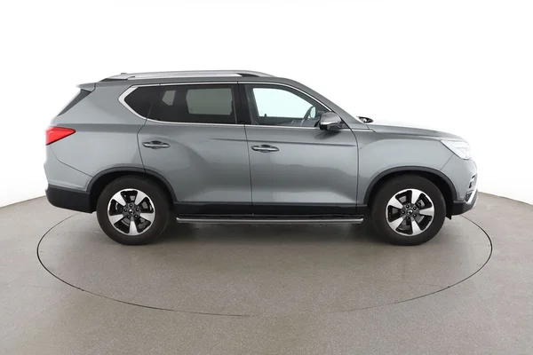 Ssangyong Rexton (2018) — foto 13 van 16