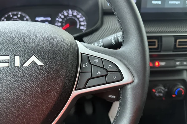 Dacia Sandero Stepway (2024) — foto 6 van 17