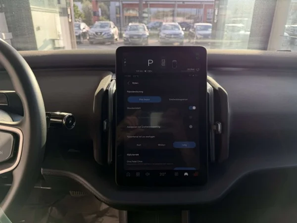 Volvo EX30 (2024) — foto 4 van 20