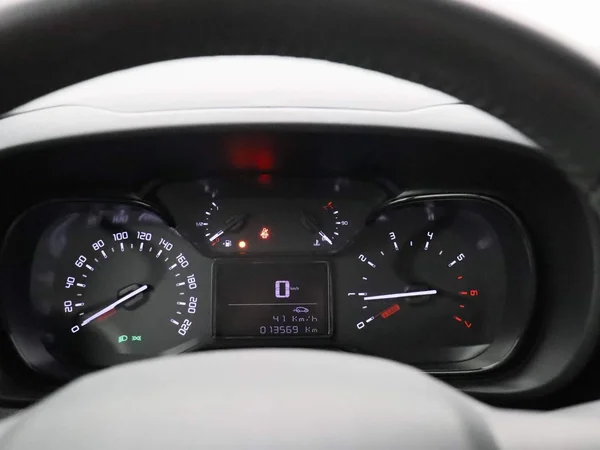 Fiat Doblò (2023) — foto 11 van 39