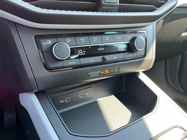 SEAT Arona (2024) — foto 8 van 21