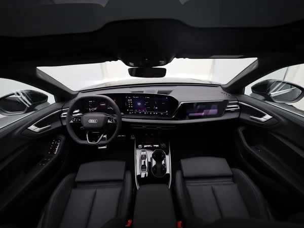 AUDI A5 Avant e-hybrid (PHEV) (2025) — foto 16 van 21