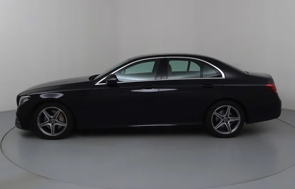 Mercedes-Benz E-Class (W213) (2019) — foto 12 van 34