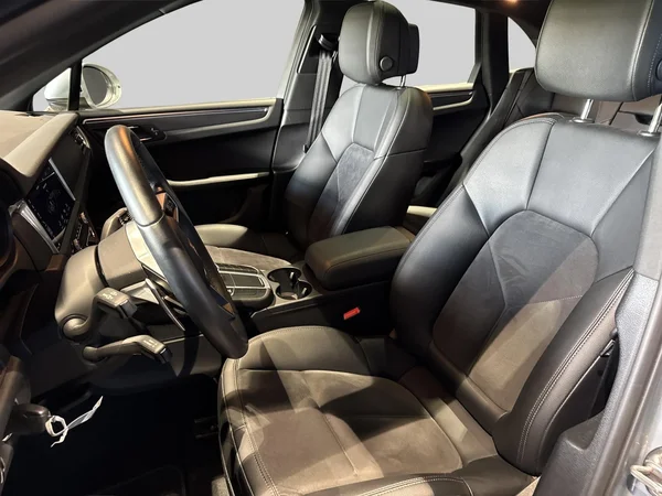 Porsche Macan (2021) — foto 6 van 19