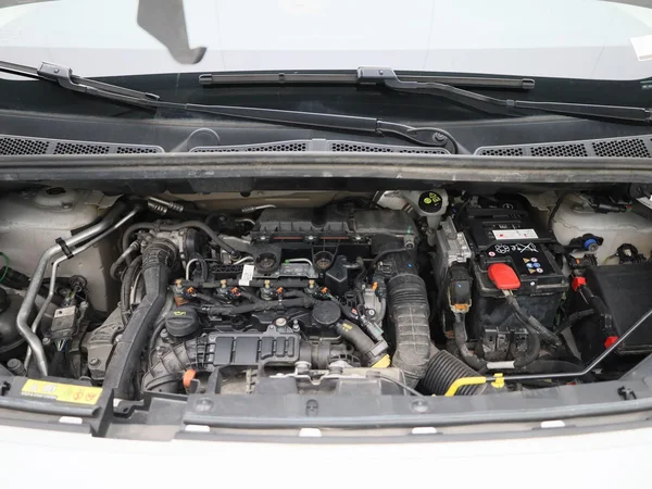 Opel Combo Life (2022) — foto 29 van 36