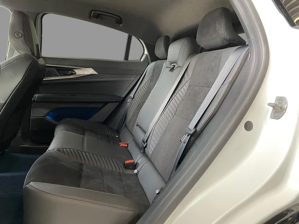 Renault Rafale (2025) — foto 6 van 22