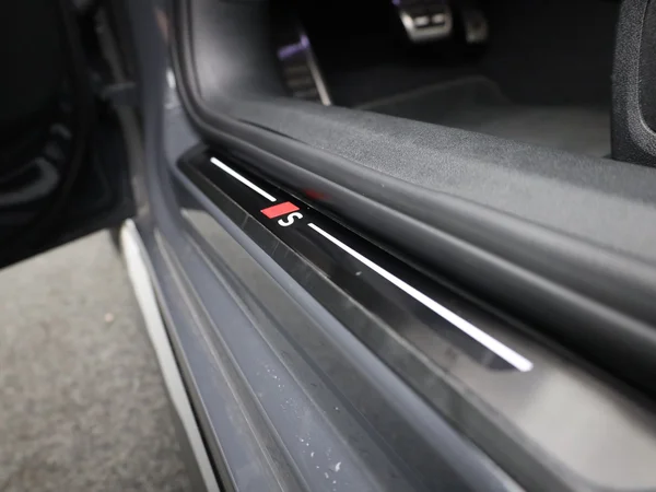 AUDI A5 Avant (2025) — foto 28 van 33