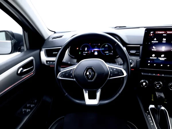 Renault Arkana E-TECH (HEV) (2023) — foto 4 van 36
