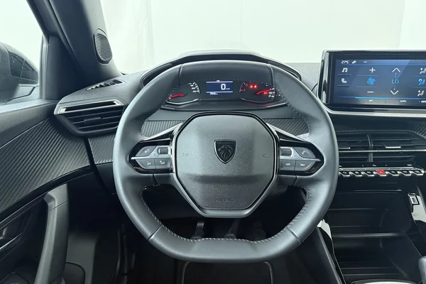 Peugeot 2008 (2025) — foto 2 van 16