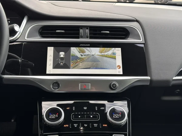 Jaguar I-PACE (2025) — foto 19 van 31