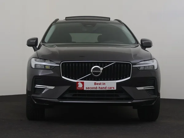 VOLVO XC60 (2022) — foto 28 van 30