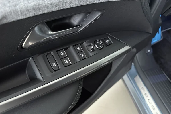 Peugeot 5008 (2025) — foto 9 van 18